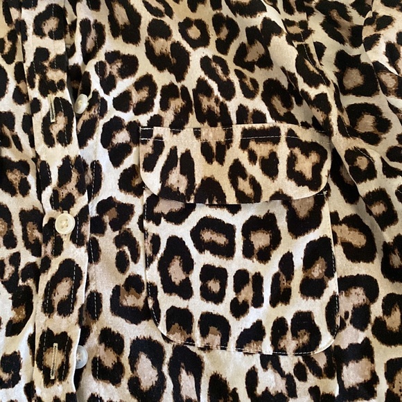 Chicos Leopard Print Button Front Long Sleeve Blouse 00Petite - Picture 5 of 6